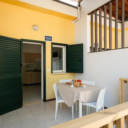 キャンプ場 Club Del Sole Le Mimose Family