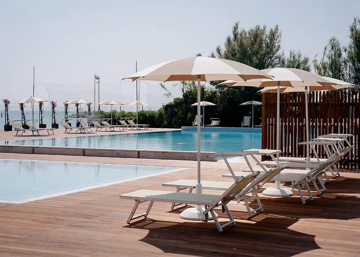 Club Del Sole Le Mimose Family