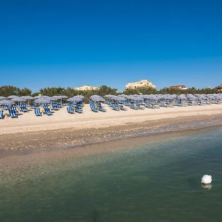 Club Del Sole Le Mimose Family Porto SantʼElpidio