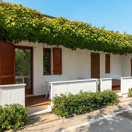 Club Del Sole Le Mimose Family