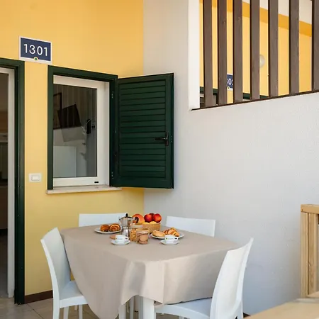 אתר קמפינג Club Del Sole Le Mimose Family