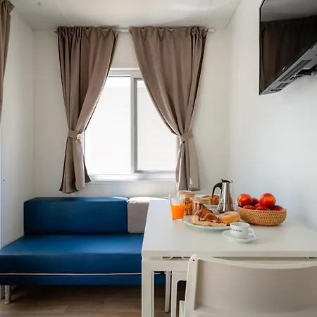 Kamp alanı Club Del Sole Le Mimose Family Porto SantʼElpidio