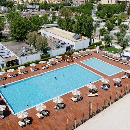 Club Del Sole Le Mimose Family