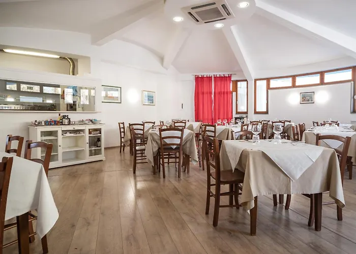 Κάμπινγκ Club Del Sole Le Mimose Family Porto SantʼElpidio