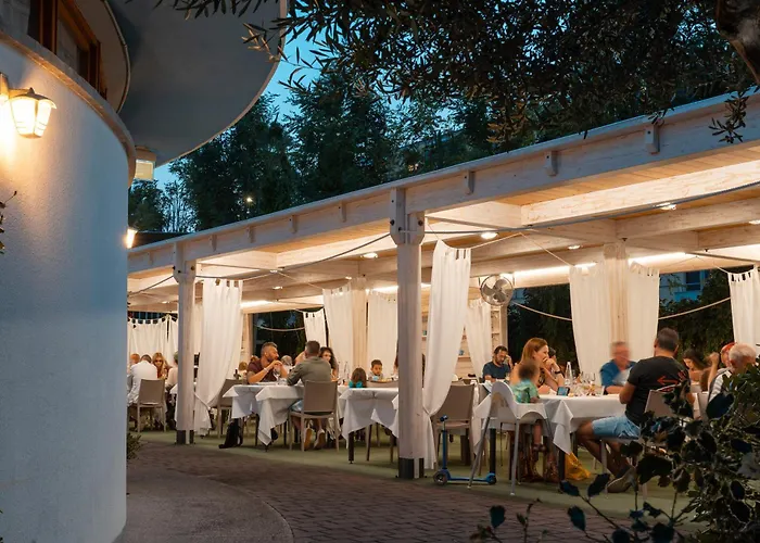 Κάμπινγκ Club Del Sole Le Mimose Family Porto SantʼElpidio