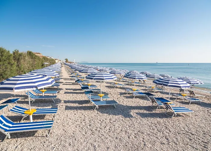 Club Del Sole Le Mimose Family Κάμπινγκ *