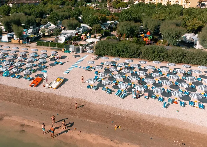 Club Del Sole Le Mimose Family