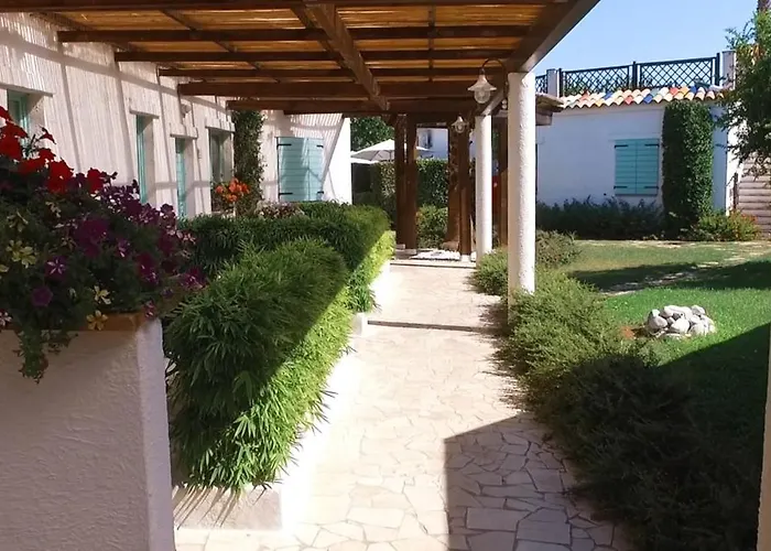 Club Del Sole Le Mimose Family Κάμπινγκ *