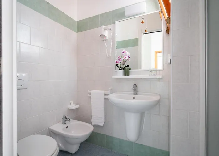 Club Del Sole Le Mimose Family *