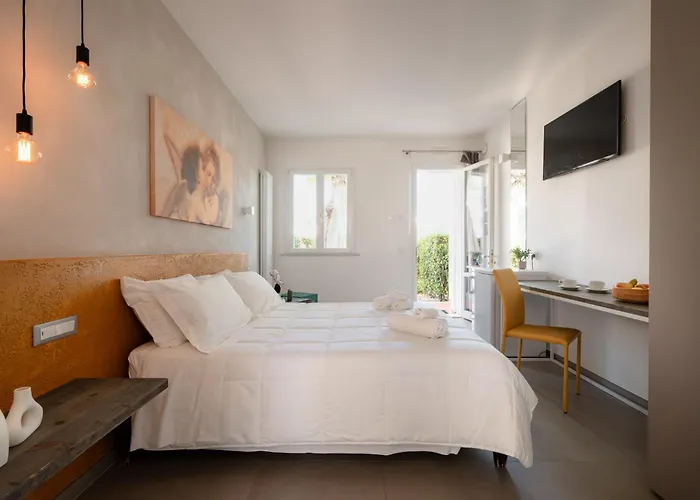 Club Del Sole Le Mimose Family *