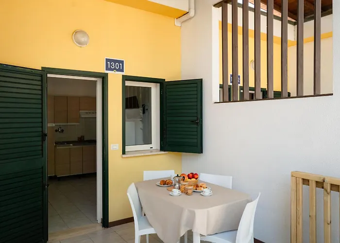 Club Del Sole Le Mimose Family *